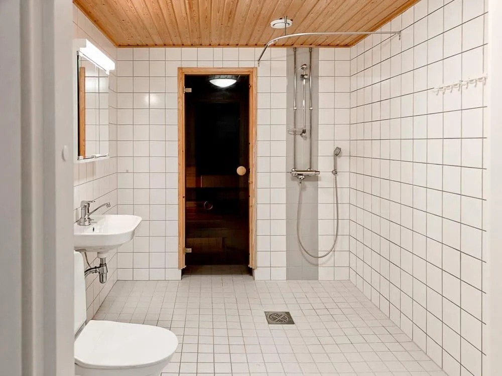 Bagni - Terraced Flat with Private Garden in Vanhakartano, Espoo