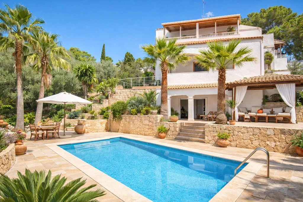 Piscine - Luxury Villa with Sea View in Bendinat