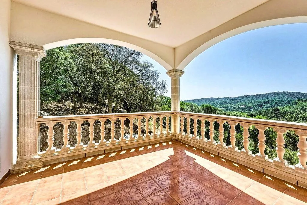 Terrass - Chalet with Pool in Afueras
