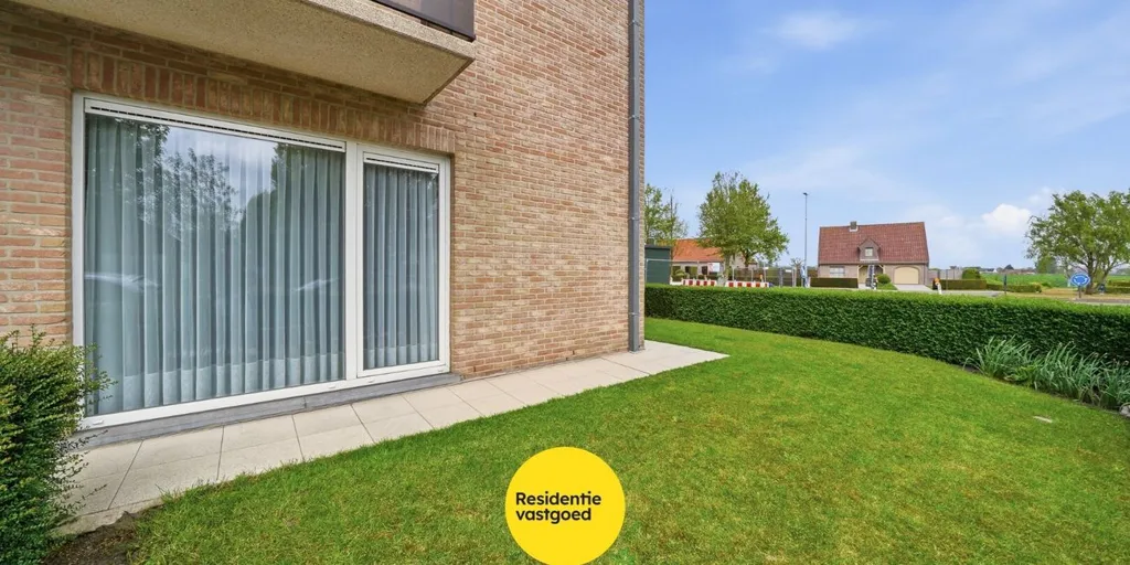 Aed - Ground Floor Apartment with Garden in Oudenburg Centre