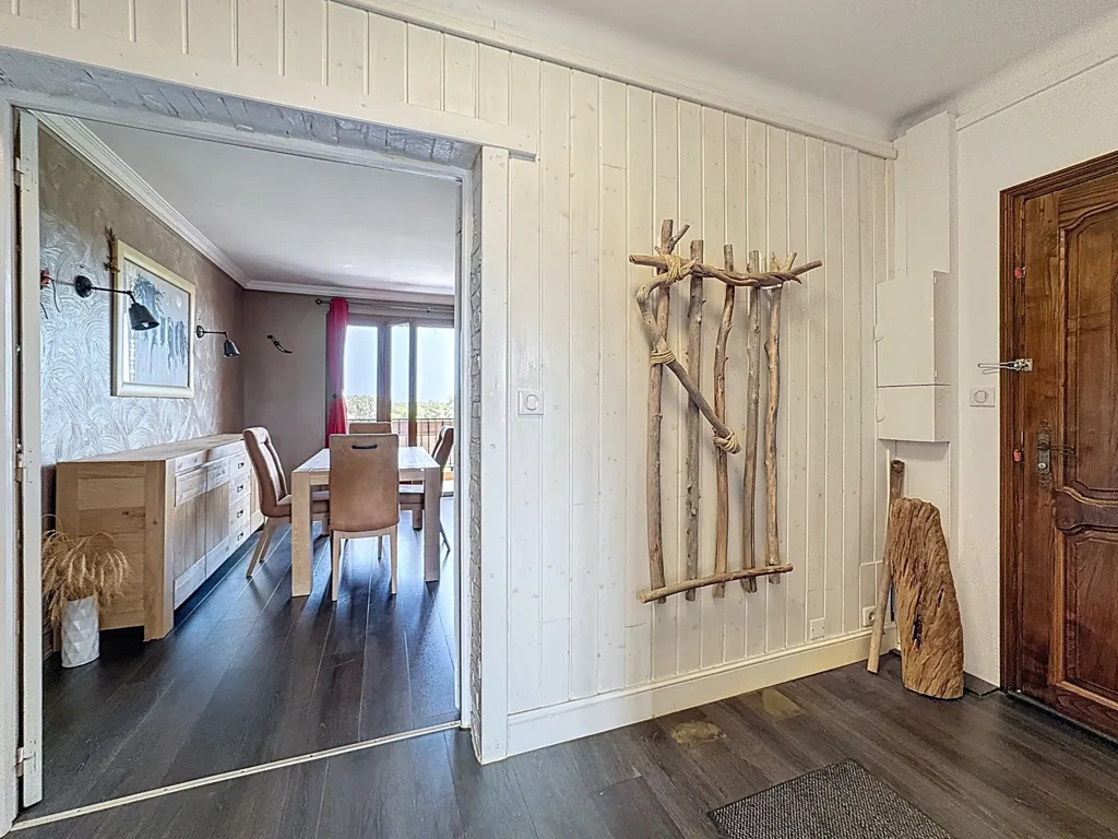 Ingresso - Traversing Apartment with Balcony in Ghisonaccia Centre