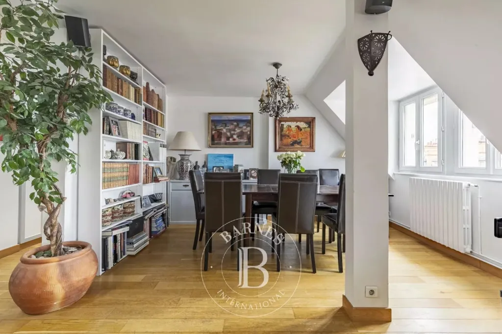 Salle à manger - Appartement Familial avec Vue Tour Eiffel à Paris 15