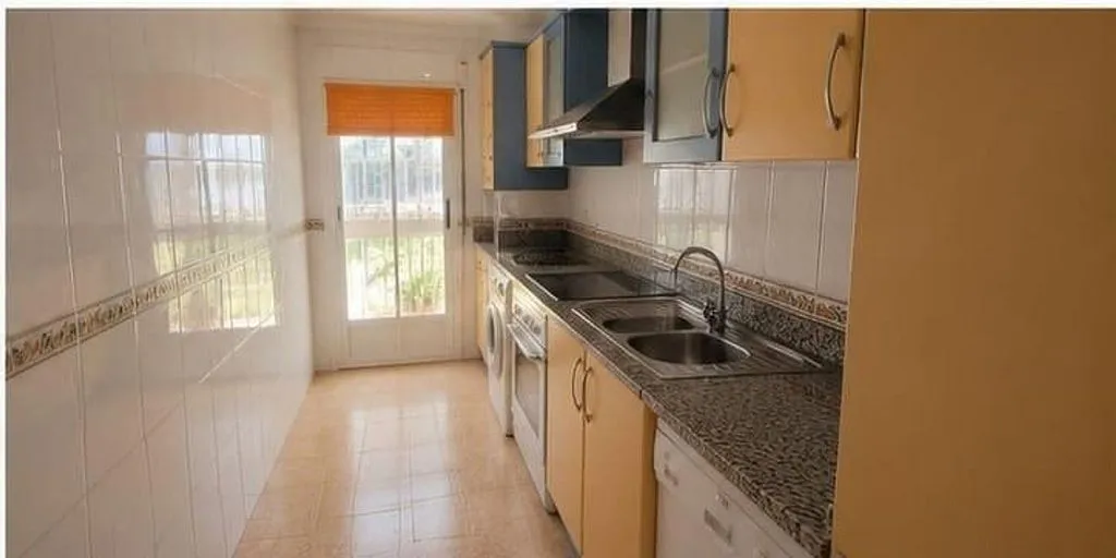 Cuisine - Terraced Semi-Detached House in Gredos, Cáceres