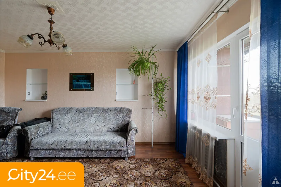 Séjour - Apartment with Balcony in Ozolnieki