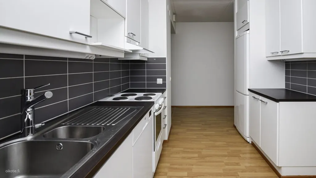 Cuisine - Spacious Duplex with Sauna in Leppävaara, Espoo