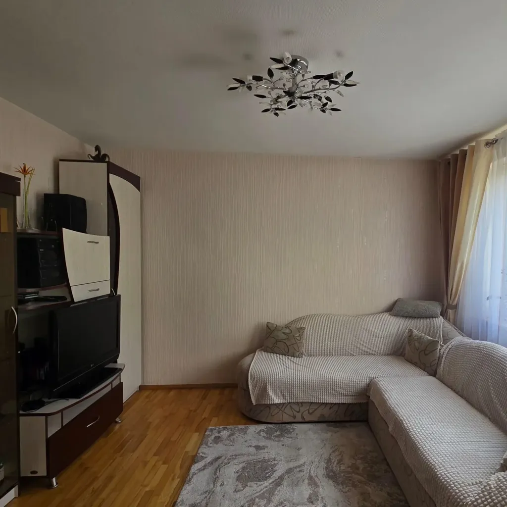 Séjour - 4-Bedroom Apartment with Balcony in Klaipėda