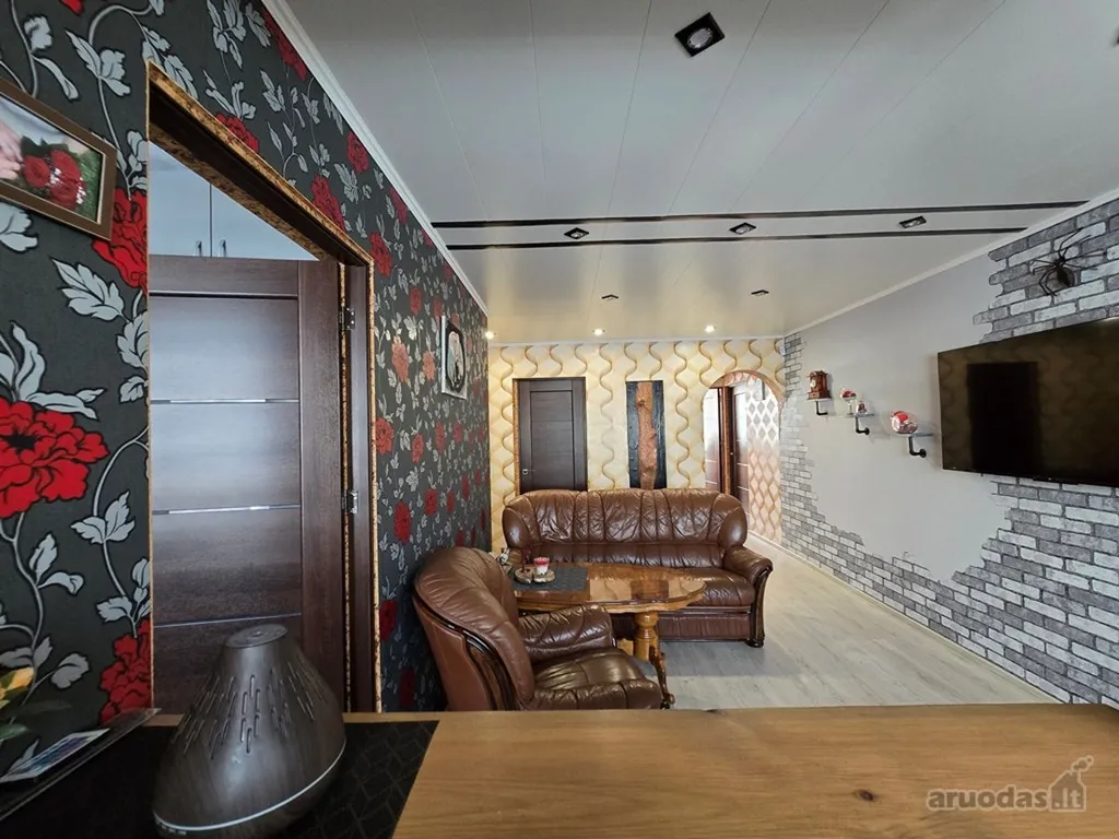 Séjour - Modernised 3-Bedroom Flat with Balcony in Dainavos