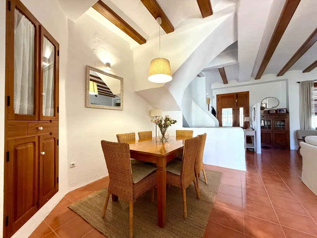 Söögituba - Traditional Semi-detached with Garden in La Xara