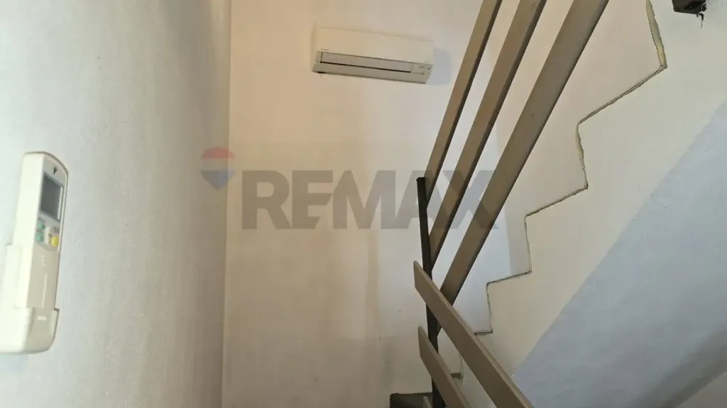 Pièces - Semi-detached House with Garden in Lamon