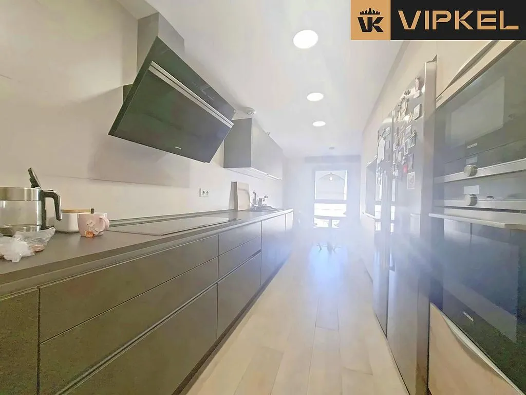 Cuisine - Penthouse with Pool in Málaga's Perchel
