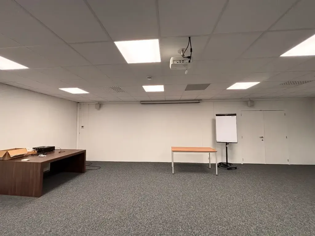 Bureau - Bureau Moderne à Louer sur le Site Pottelberg à Kortrijk