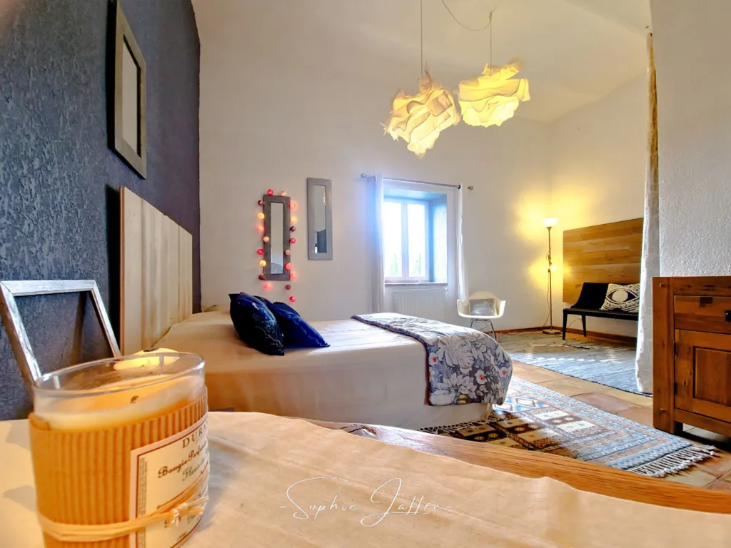 Magamistoad - Restored 18th-Century Farmhouse with Pool in Réauville