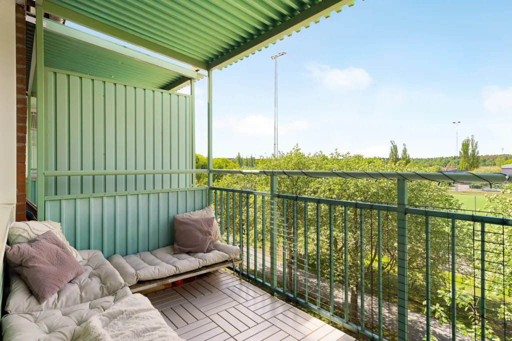 Rõdu - Apartment with West-Facing Balcony in Skarpnäck