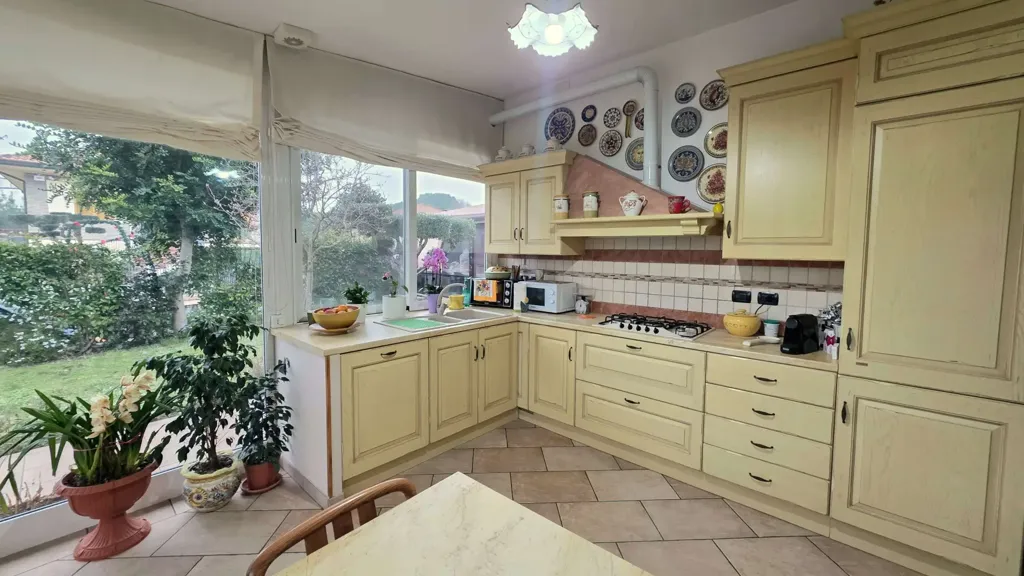 Cuisine - Independent Villa with Private Garden in Viserba