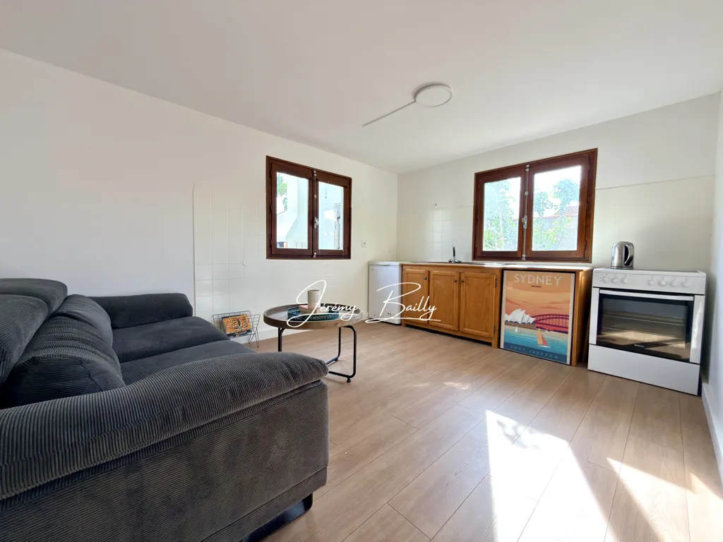 Elutuba - Renovated Character House with Pool in Saint-Estève