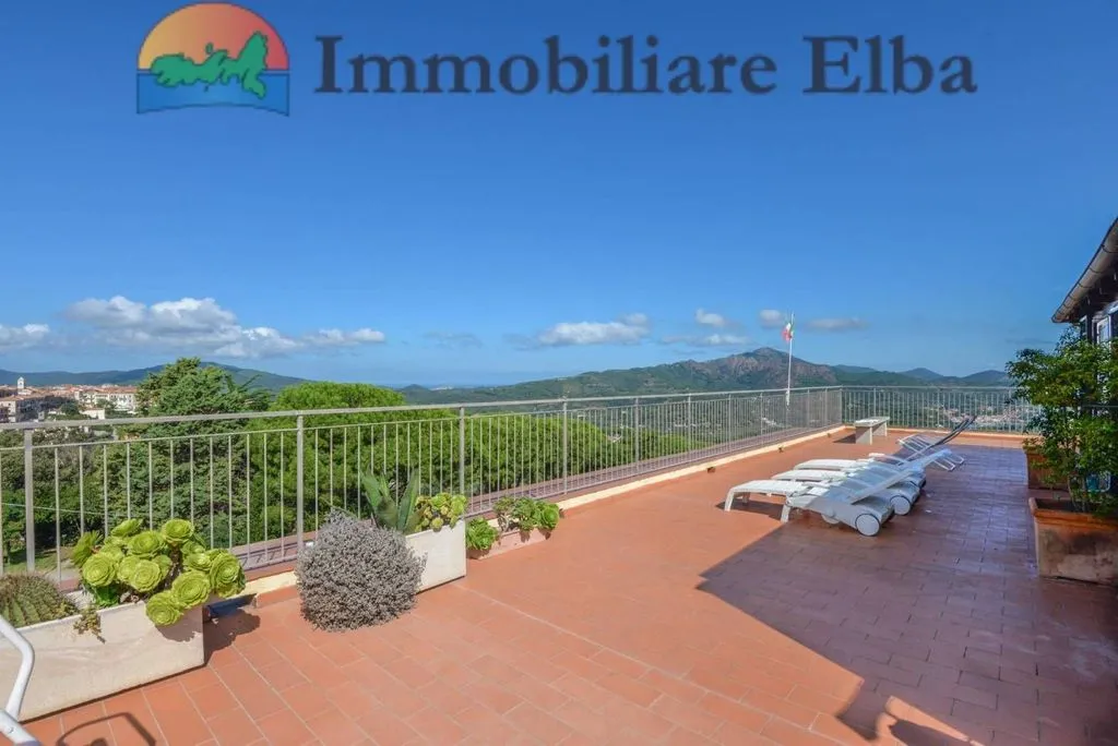 Terrasse - Luxury Penthouse with Sea View in Capoliveri