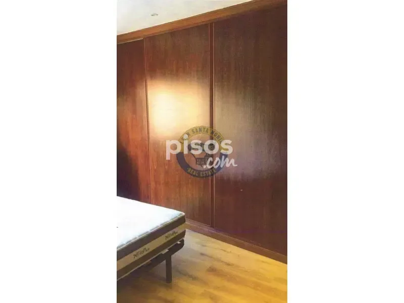 Bedrooms - 3-bedroom house in ES