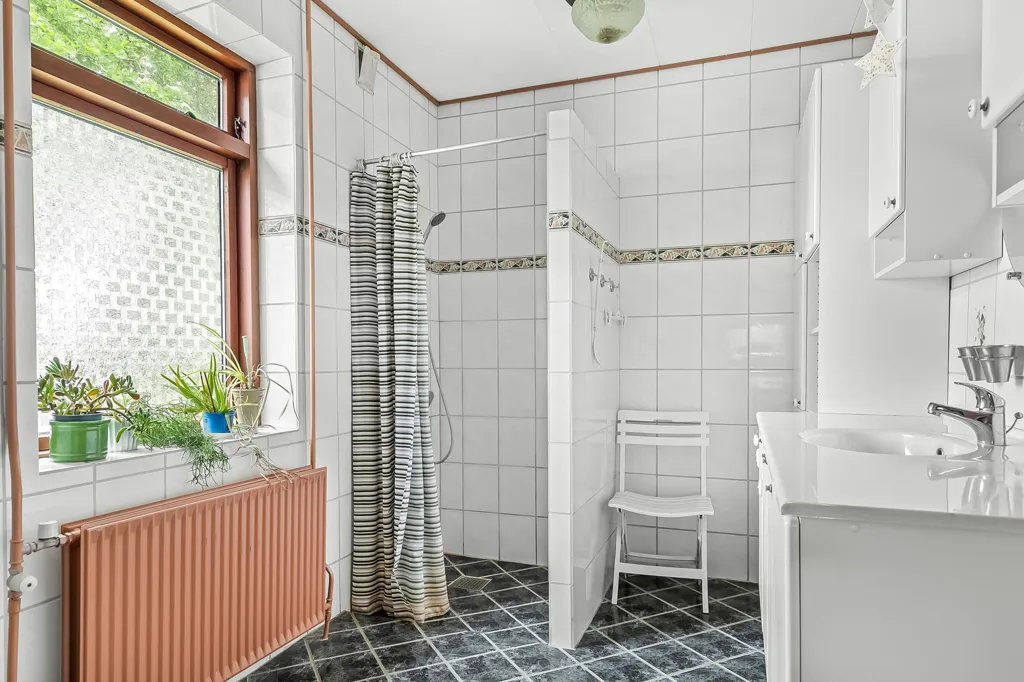 Vannitoad - Historic Villa with Garden in Smidstrup