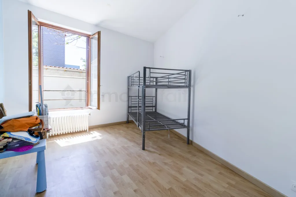 Bedrooms - Apartment with Private Courtyard in Vitry-sur-Seine