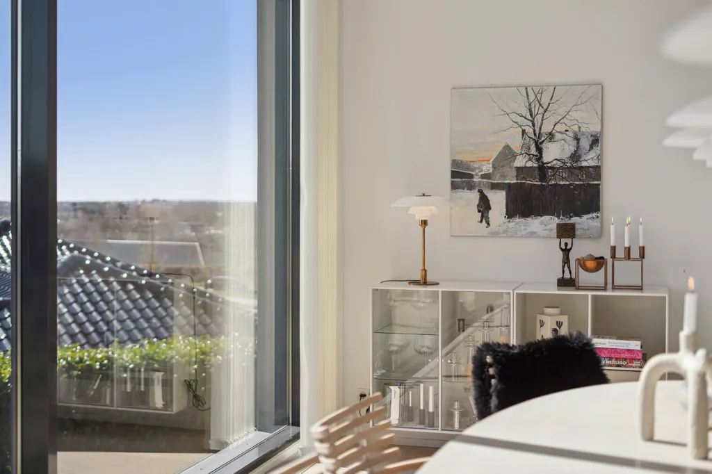 Balcon - Modern Villa with City View in Næstved