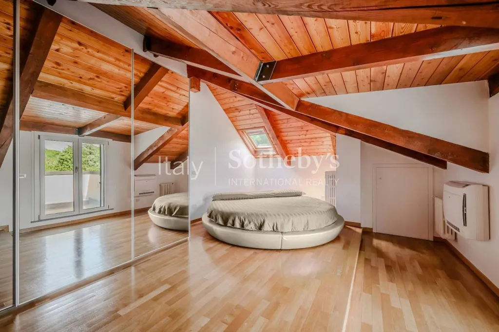 Toad - Luxury Villa Apartment with Panoramic Views in Turin