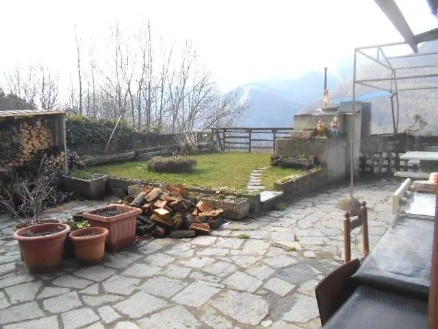 Terrass - Panoramic Villa with Garden in Roure