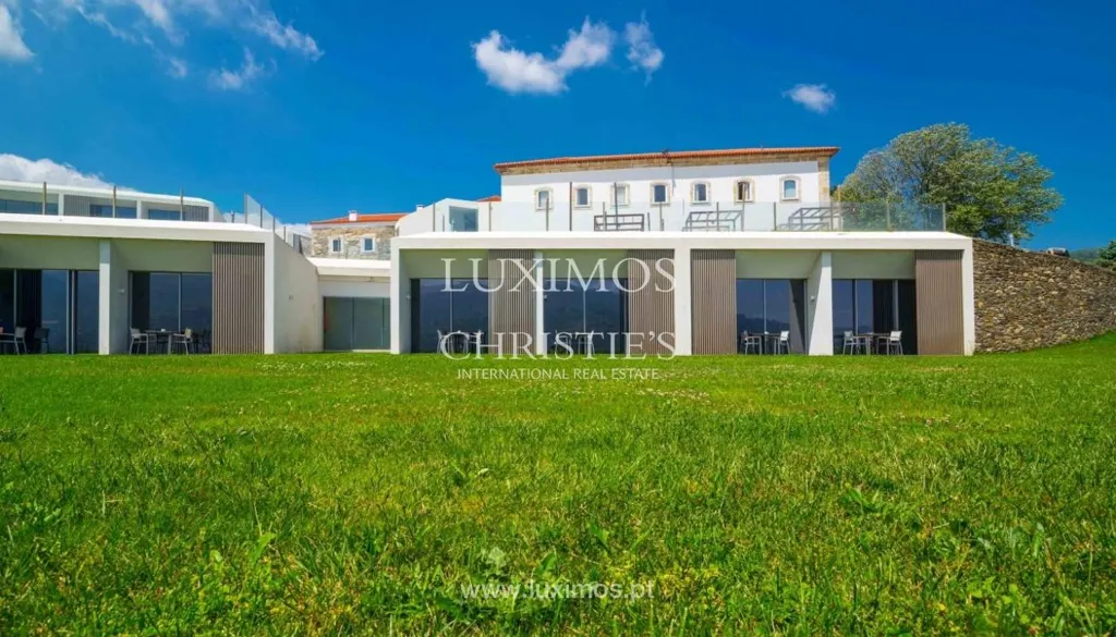Välivaade - 5-Star Quinta with Vineyard Views in Douro Valley
