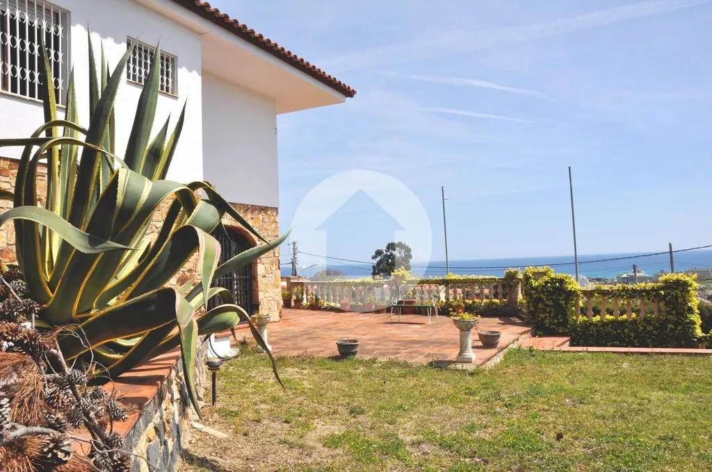 Jardin - Luxury Villa with Pool in Santa Susanna