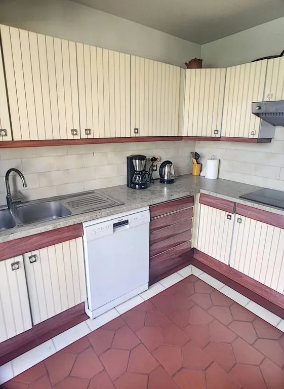 Köök - Luxury Flat with Panoramic View in Cannes