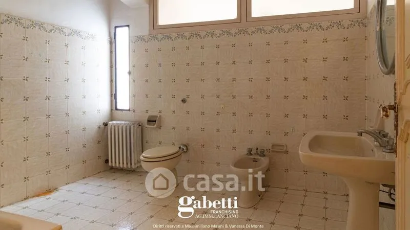 Salles de bain - Attico with Panoramic Terrace in Lanciano
