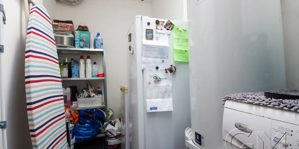 Buanderie - Appartement au Rez-de-chaussée à Moeskroen avec 1 Chambre