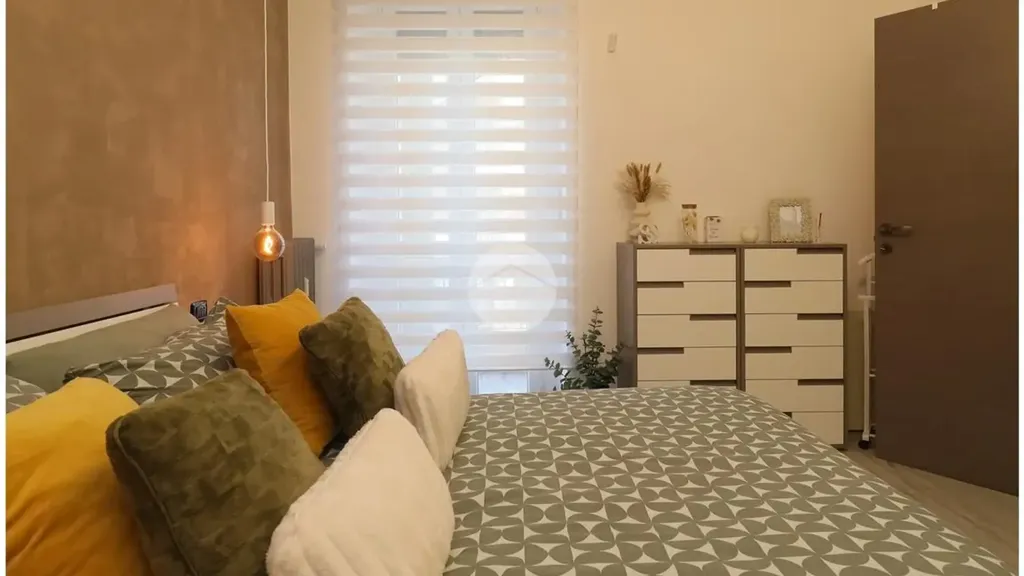 Chambres - Modernised Apartment with Balcony in Lucento, Turin