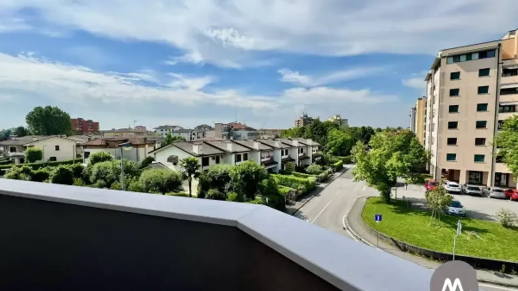 Balcon - Apartment with Terrace in Pordenone
