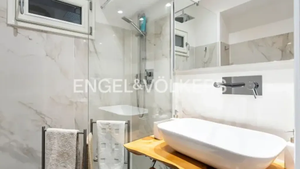 Vannitoad - Rustic Triplex with Pool in Florence