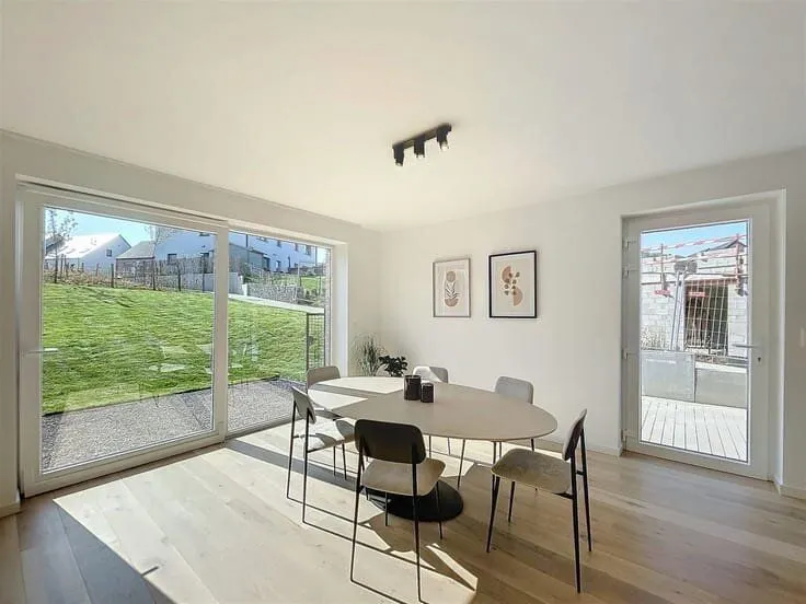 3-bedroom house in BE