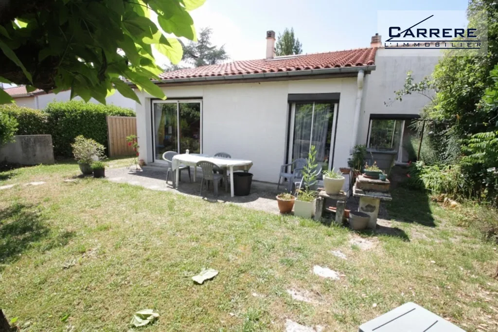 Garden - House with Garden in Cenon