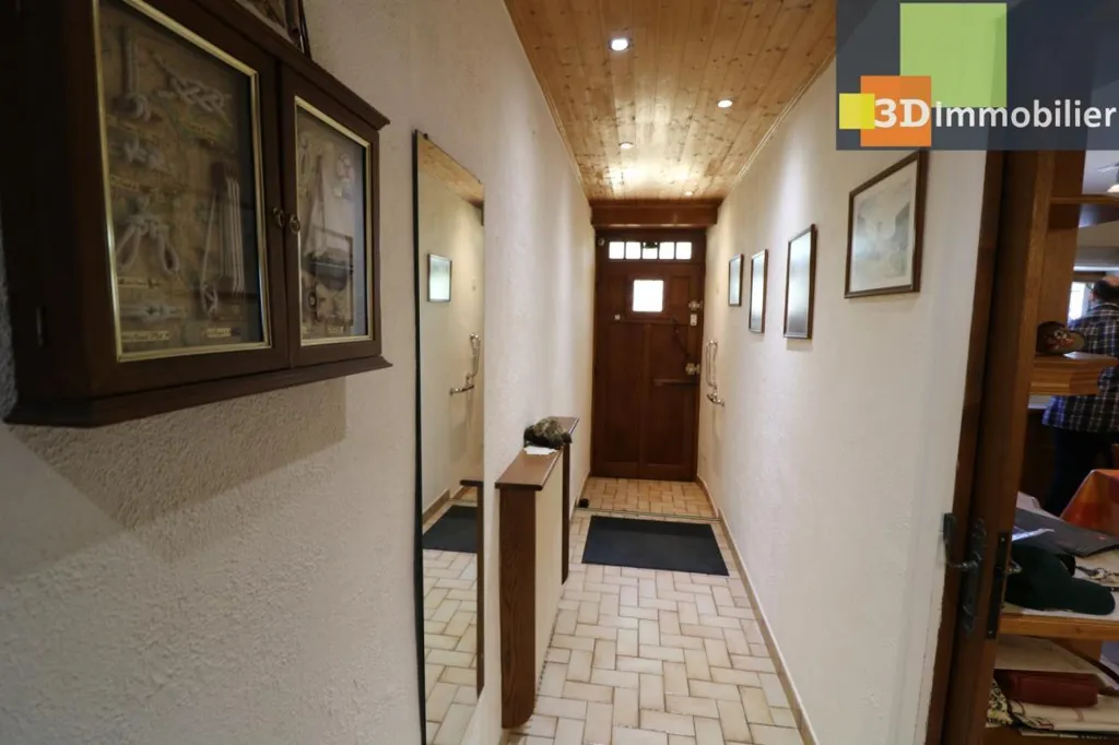 Entrée - Maison Vigneronne avec Jardin à Domblans