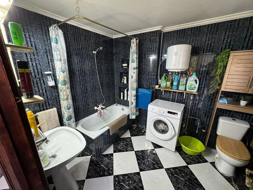 Vannitoad - 1-Bedroom Flat with Terrace in Écija