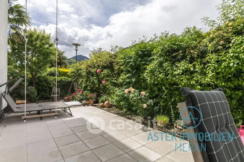 Terrass - Villa with Extensive Garden in Lana