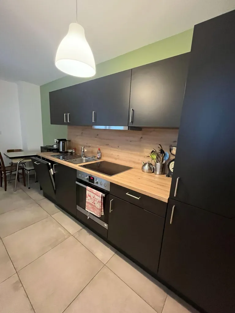 Köök - Renovated 2-Bed Flat with Terrace in Mulhouse