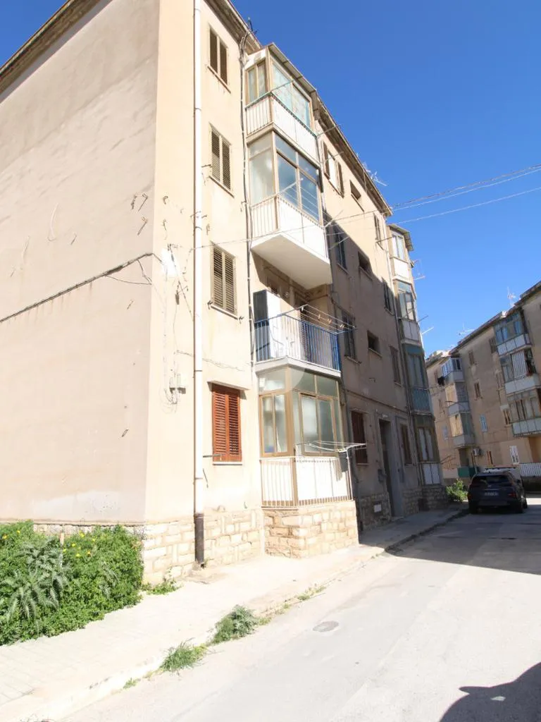 Välivaade - Three-Bedroom Flat with Veranda in Trapani