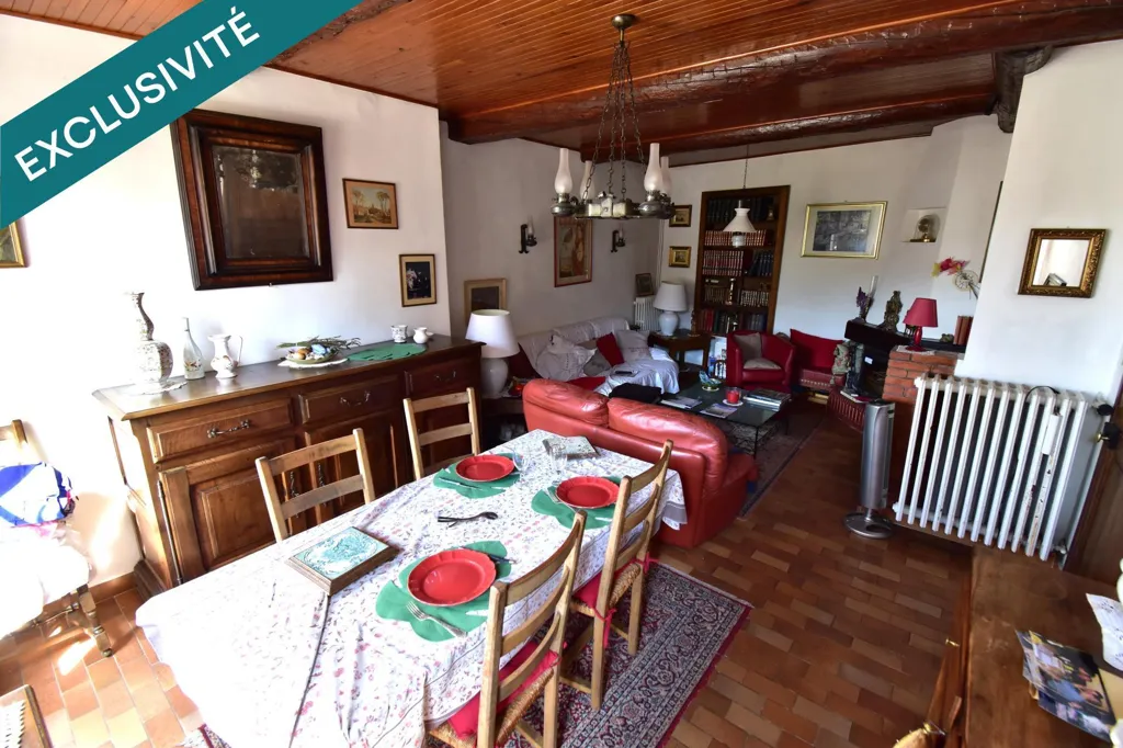 Esszimmer - Charming 1920s House with Garden in Digne-les-Bains