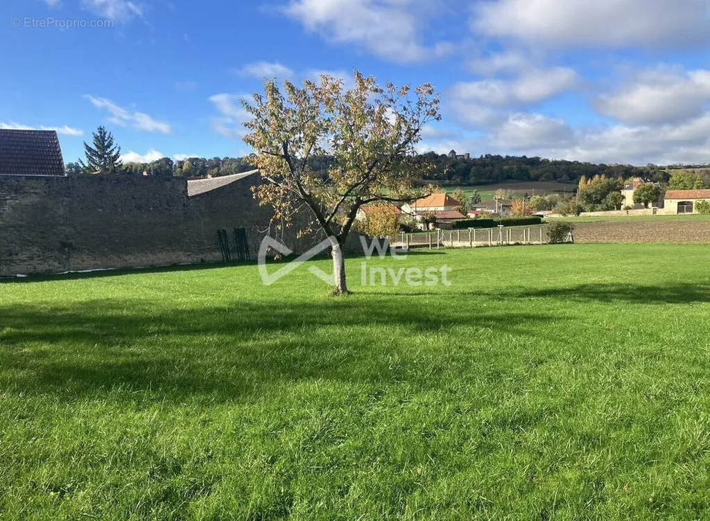 Aed - Buildable Plot with Countryside View in Chaptuzat