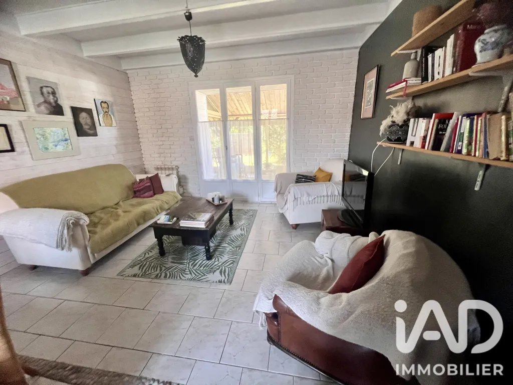 Living Room - Character House with Garden in Saint-Christophe