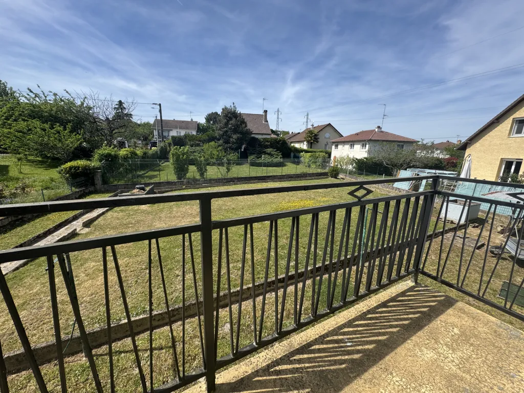 Balcon - Maison avec Balcon et Jardin à Châtenoy-le-Royal