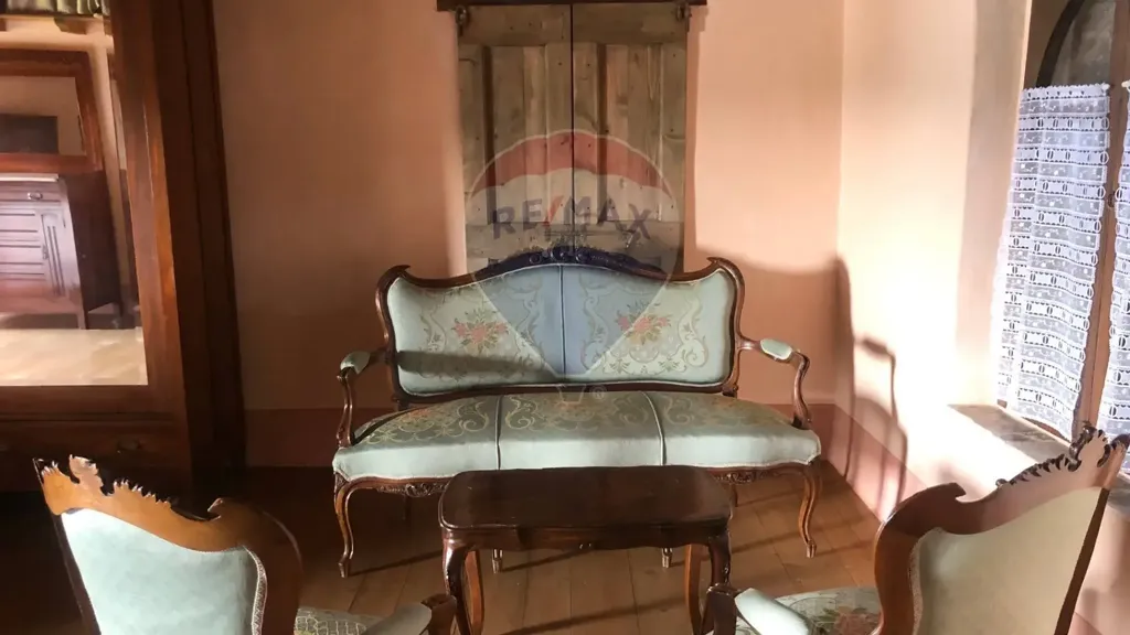 Séjour - Medieval Rustico with Income Potential in Monzambano