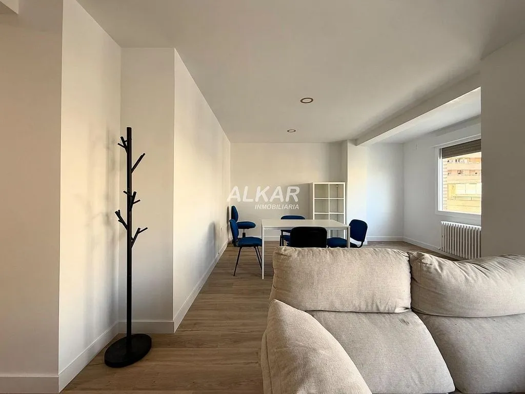 Séjour - Modernised Flat with Terrace in Tudela Centre