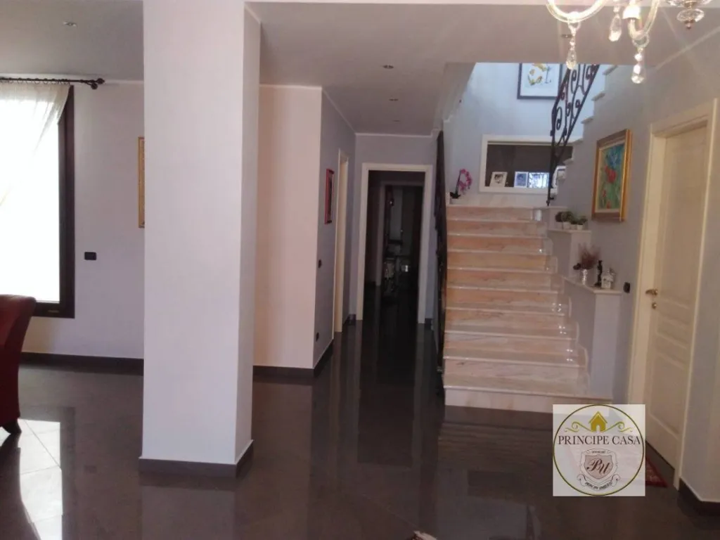 Esik - Terraced Villa with Private Garden in Montevago