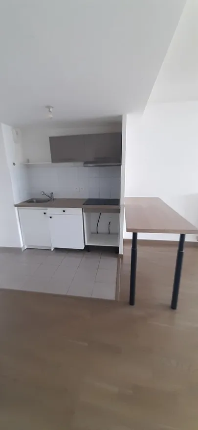 Cuisine - Appartement 3 Pièces avec Balcon à Juvisy