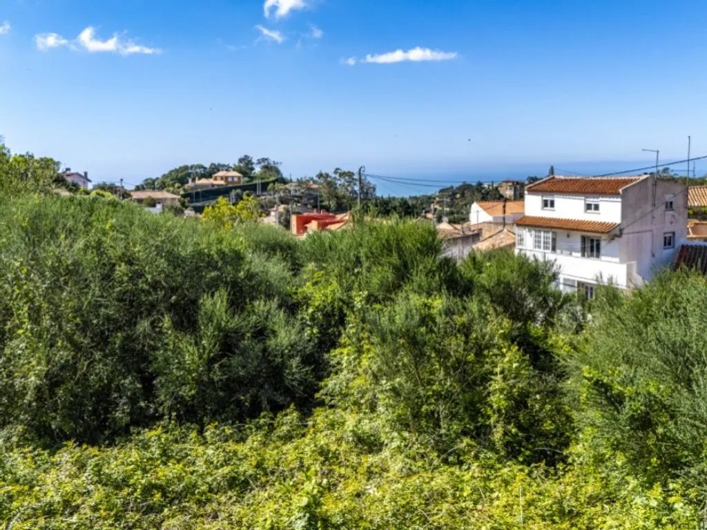 Jardin - Development Land with Ocean Views in Cascais